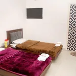 Hotel Harish Palace