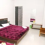 Hotel Harish Palace